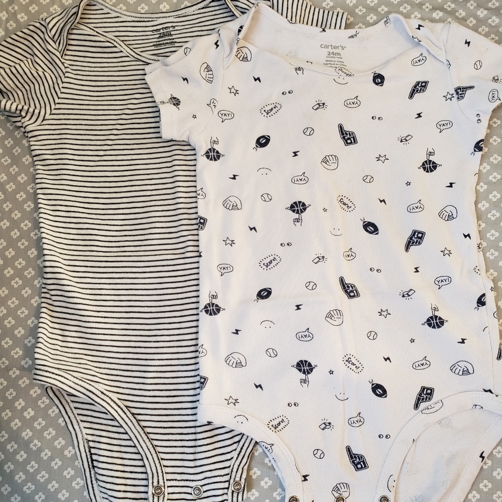 Carters 2 bodysuits bundle ✔KIDS CLEARANCE